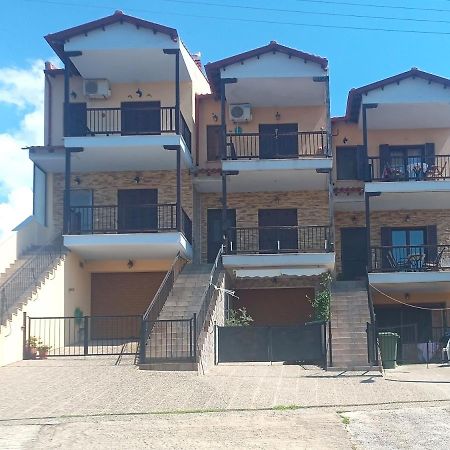 Apartamento Μεζονετα Nea Roda Exterior foto