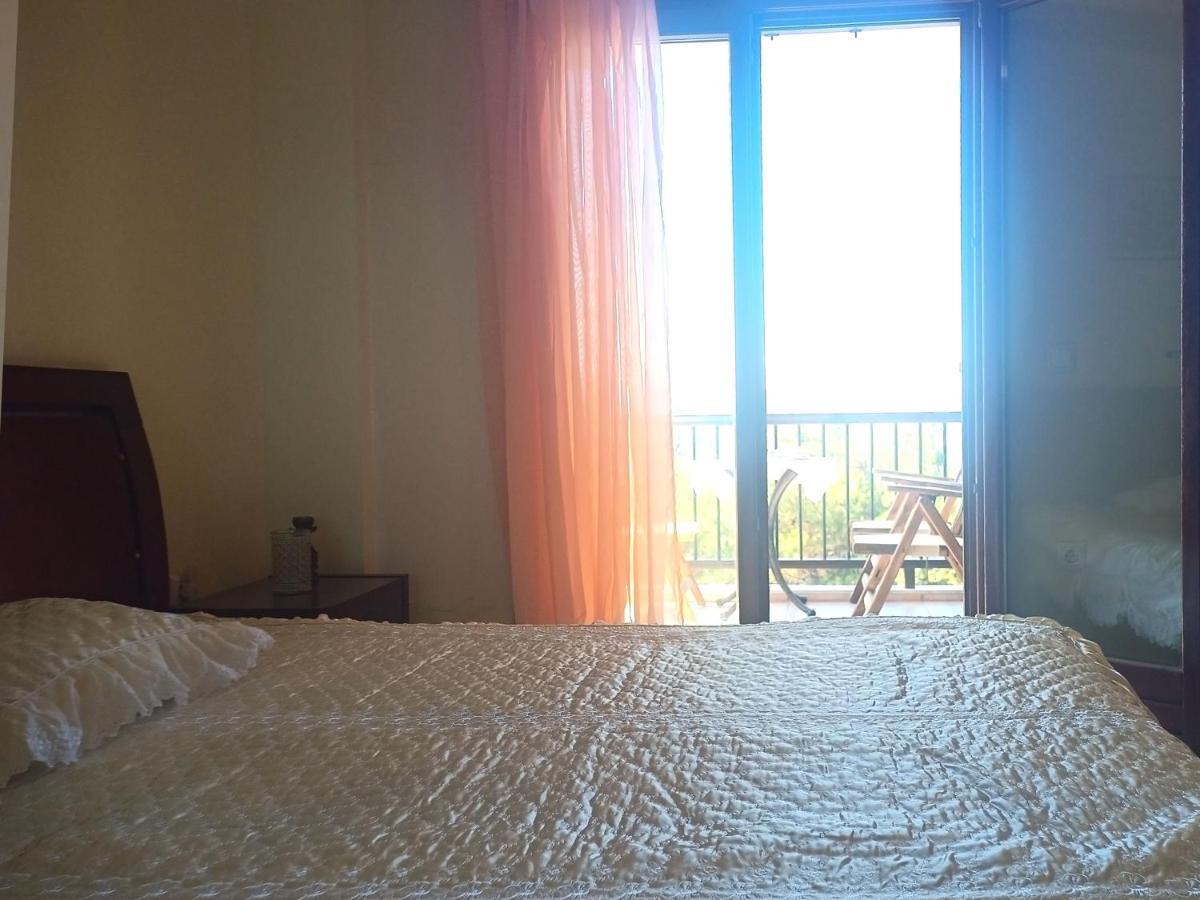 Apartamento Μεζονετα Nea Roda Exterior foto
