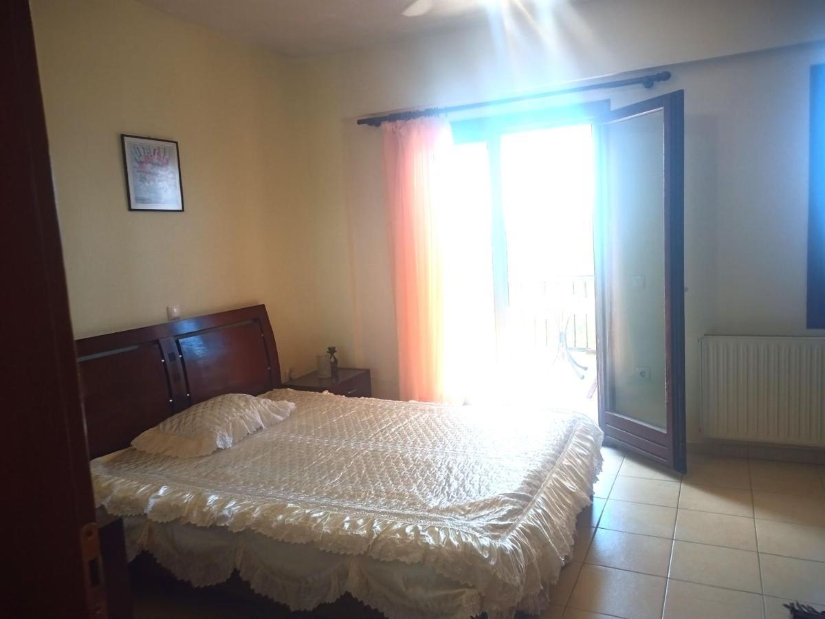 Apartamento Μεζονετα Nea Roda Exterior foto
