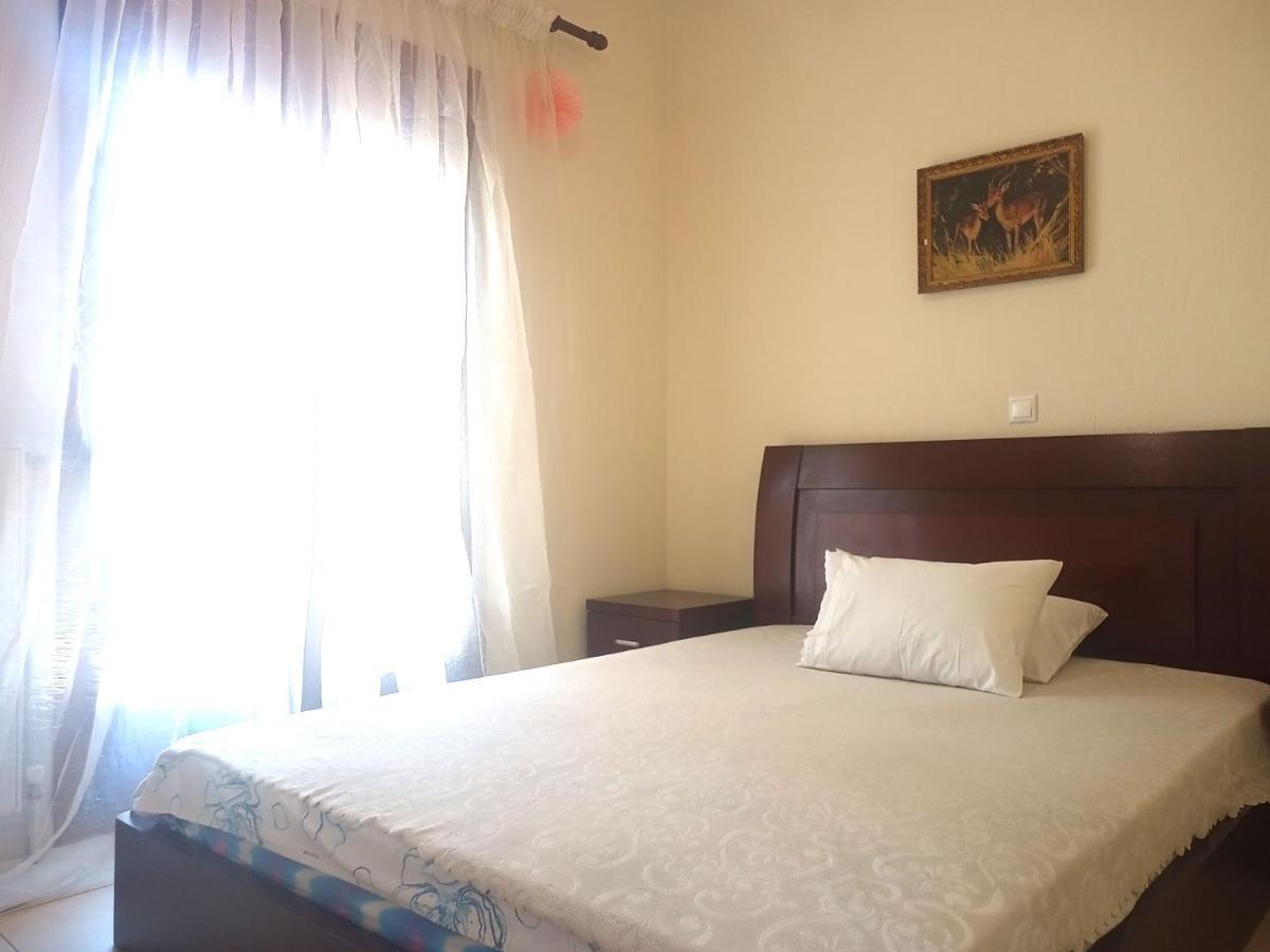 Apartamento Μεζονετα Nea Roda Exterior foto