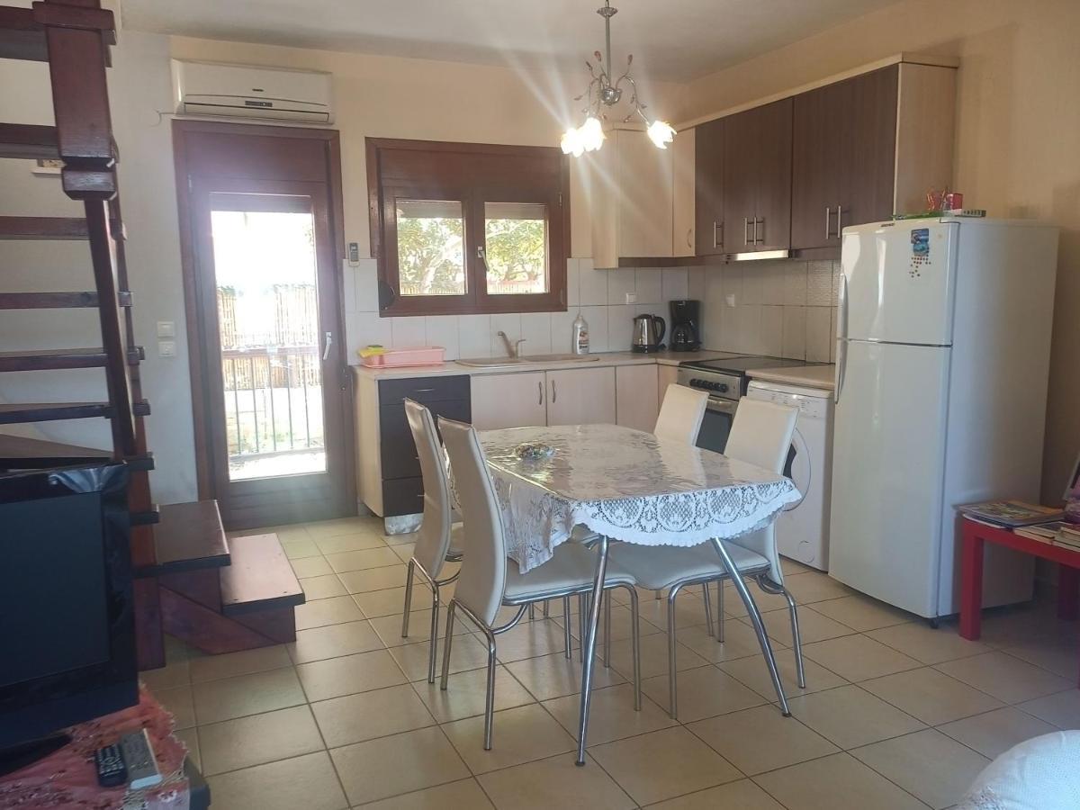 Apartamento Μεζονετα Nea Roda Exterior foto